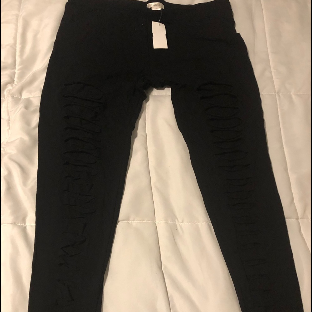 Black leggings